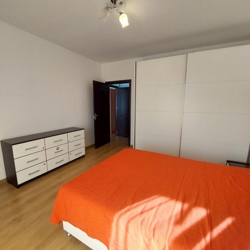 Titan, metrou 1 Decembrie, LIDL, Trapezului, centrala, loc parcare