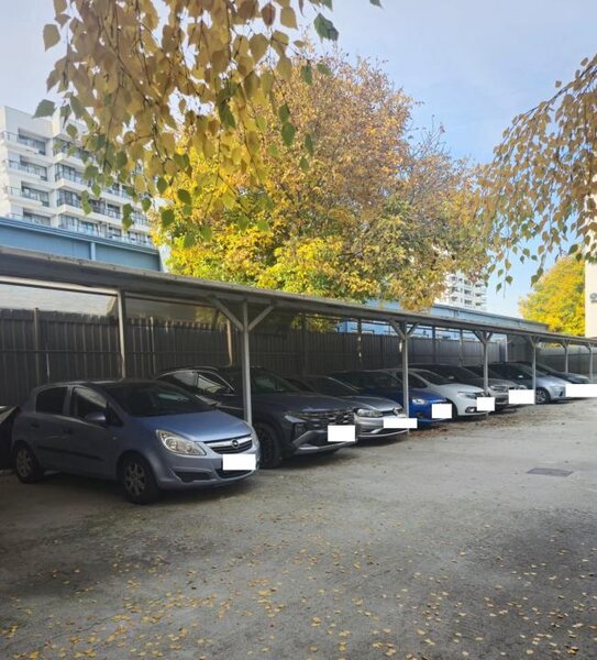 Titan, metrou 1 Decembrie, LIDL, Trapezului, centrala, loc parcare